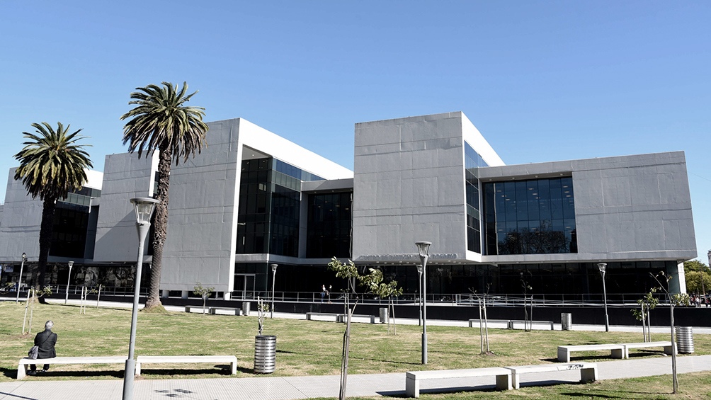 Edificio del Centro de Justicia Penal de Rosario.