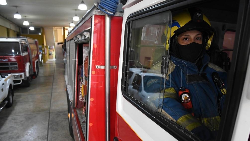 Se condonan las deudas tributarias, aduaneras y de la seguridad social menores a $ 100.000 para las entidades que conforman el Sistema Nacional de Bomberos Voluntarios.