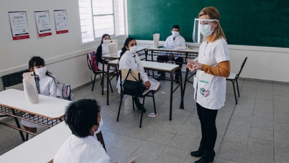 Los alumnos y alumnas que no hayan podido recuperar saberes pendientes en las clases a contraturno y las dictadas los sábados deberán asistir a clases en febrero.