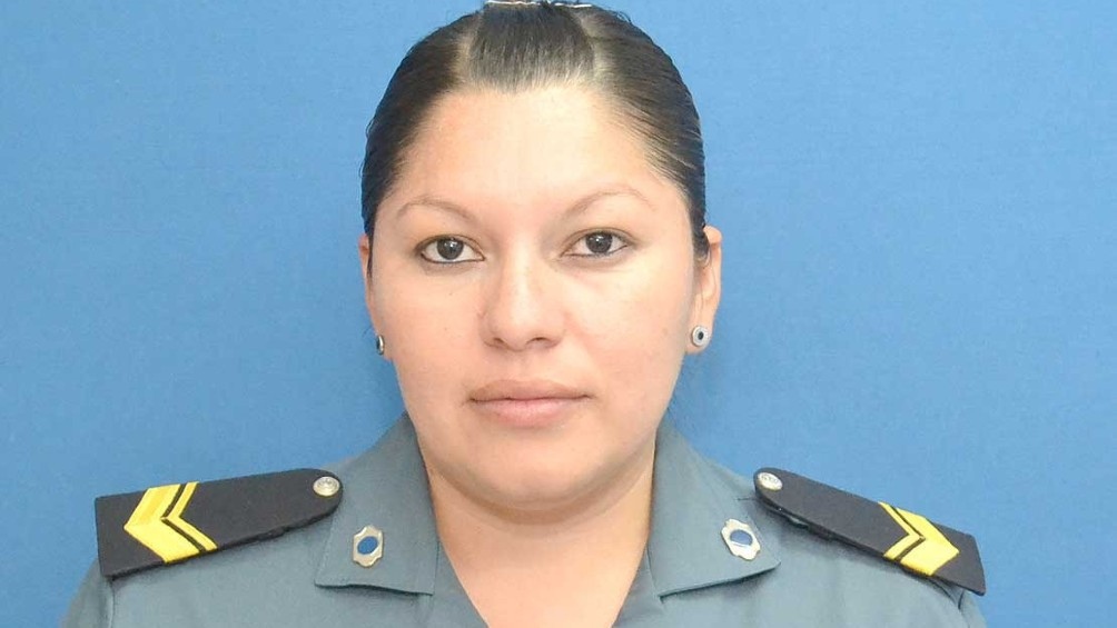 La cabo Gladys Paz fue asesinada a balazos en una vivienda de la ciudad de Rosario de la Frontera. La cabo Gladys Paz fue asesinada a balazos en una vivienda de la ciudad de Rosario de la Frontera.