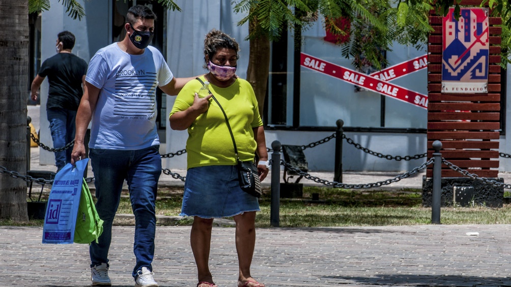 Las regiones con las mayores probabilidades (45%-50%) de temperatura media más alta son Cuyo, Pampeana y el centro y norte patagónico.