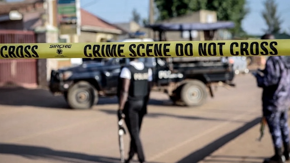 Una explosión mató al menos a una persona en un restaurante de la capital de Uganda.