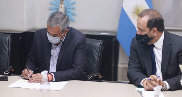 Vaquié se reunió con funcionarios nacionales para tratar la eximición impositiva a la importación de botellas