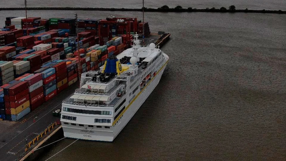 Sanidad confundió África con Asia y habilitó el ingreso sin control de un crucero  procedente de Cabo Verde - TotalNews Agency Argentina