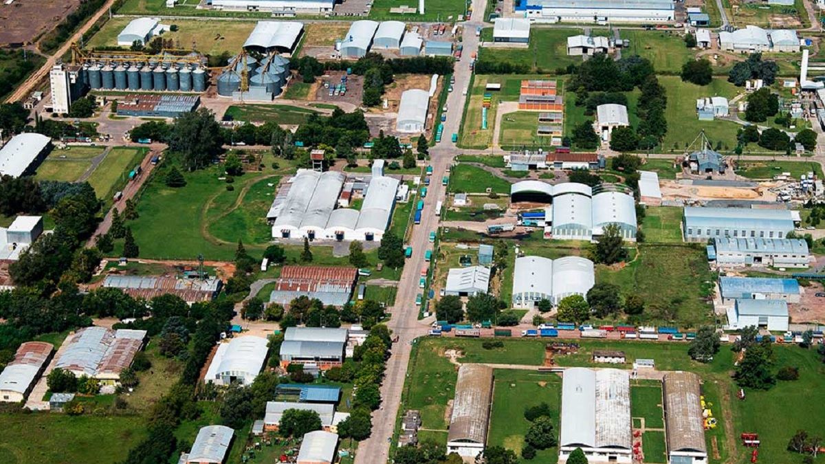El Gobierno destinó más de $3.000 millones para la mejora de parques industriales