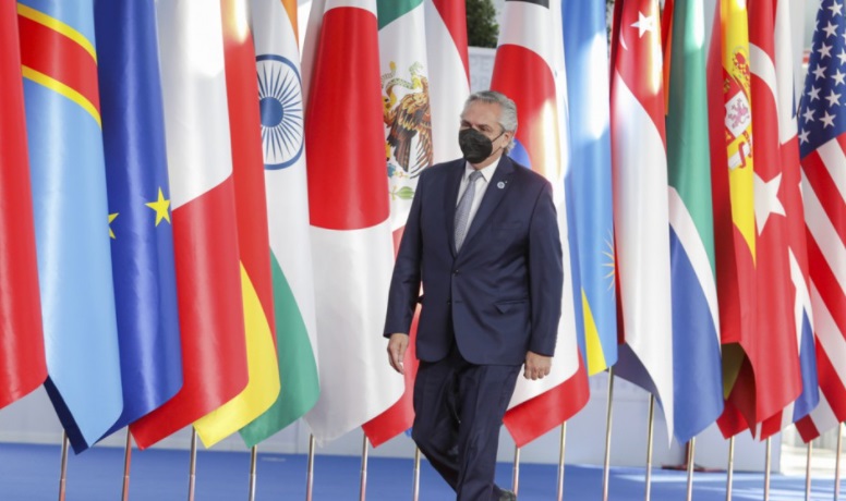 Gira presidencial en Europa: agendas apretadísimas, Roma militarizada y una anécdota con Boris Johnson