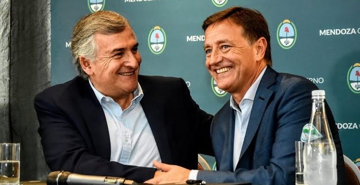 “Así no se puede, esto es una locura”, dijo Suarez antes de dar por concluida la reunión de la UCR que terminó en escándalo