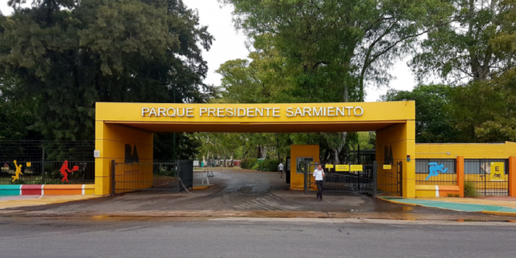 Covid-19: está cerrado el centro de testeo de Parque Sarmiento y hay desconcierto