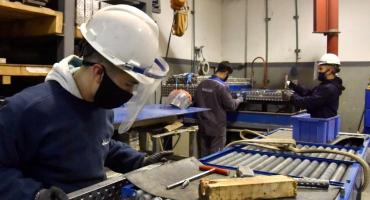 La actividad económica cayó 0,8% en octubre, pero acumuló una suba de 10,4% en los primeros 10 meses del año