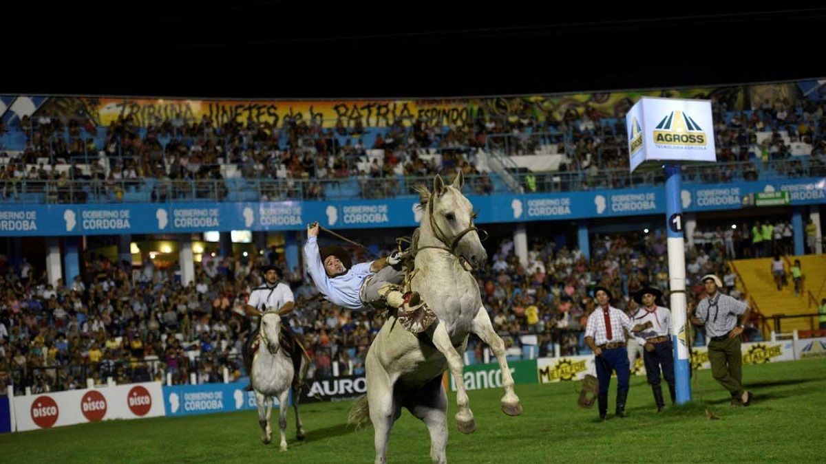 Festival de Jesús María: los jinetes deberán usar casco y chaleco