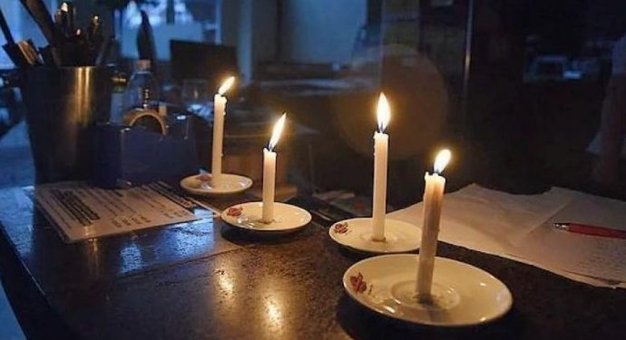 Comenzaron los cortes de luz y aun hay unos 8.000 usuarios del AMBA sin electricidad