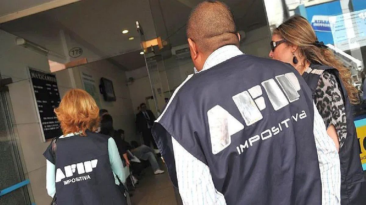 AFIP instó a más de 200.000 empresas para que registren a sus trabajadores