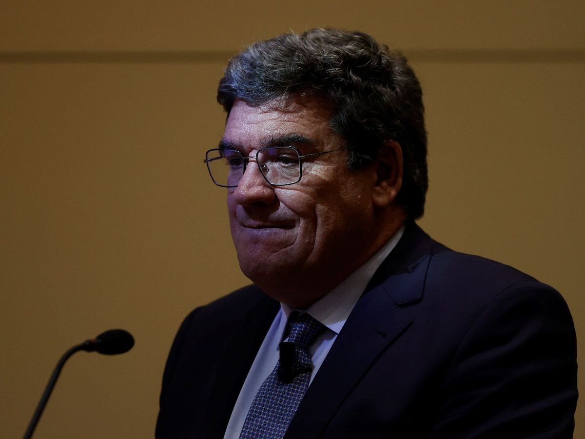 Foto: El ministro de Inclusión, Seguridad Social y Migraciones, José Luis Escrivá. (EFE/Emilio Naranjo)