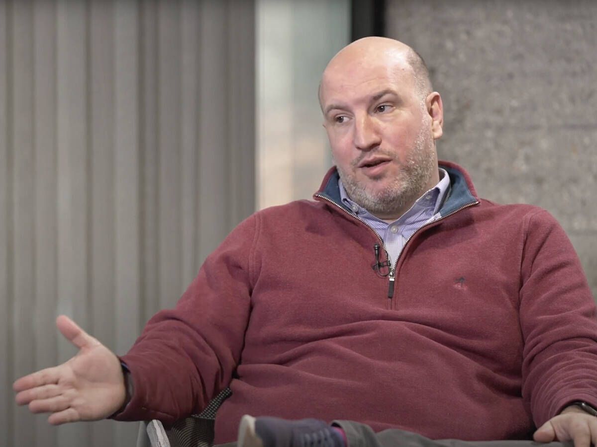 Foto: Francisco Vázquez-Grande, durante la entrevista de EsadeEcPol. (Esade)