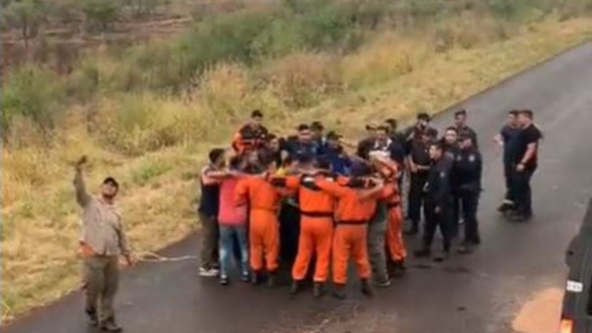 Llegó la lluvia a Corrientes y desató la alegría de quienes combaten el fuego