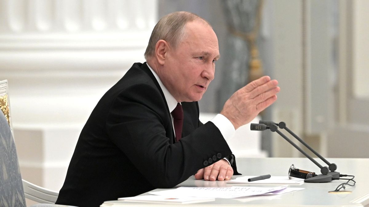 Se agrava la crisis: Putin ordenó al ejército ruso desplegar tropas en regiones separatistas de Ucrania