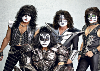 Se necesitan 12 mil pesos promedio para ver una banda internacional en Argentina