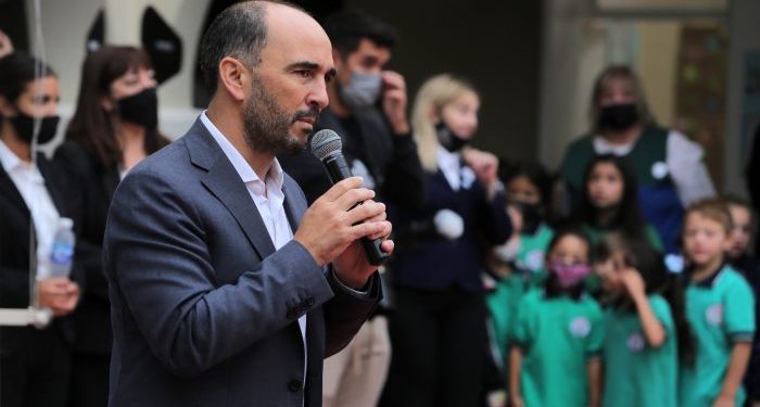 Thomas destacó que el ciclo lectivo comenzó con presencialidad absoluta en Mendoza