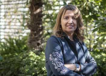 Valents pide por carta a PSC, Vox, Cs y PP reunirse para «buscar puntos de encuentro»