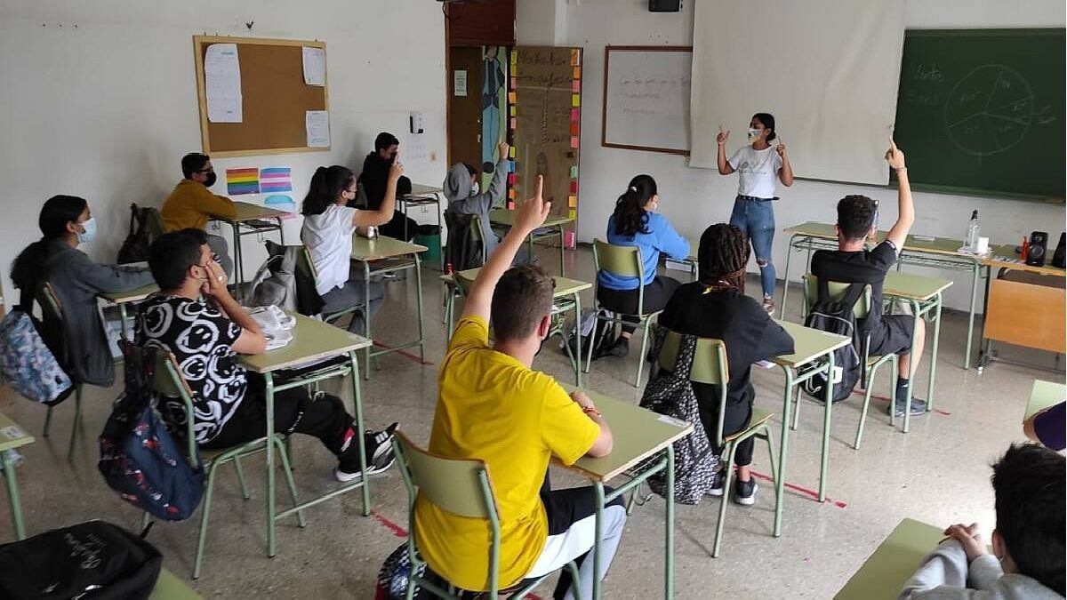 Beca Egresar para jóvenes: cómo cobrar el pago de $6.400