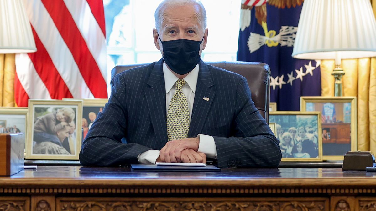 Biden anunciará una prohibición a las importaciones de petróleo ruso