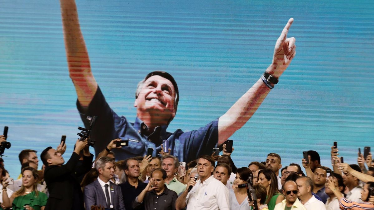 Bolsonaro usa un tono bíblico para las elecciones y las presenta como la “lucha del bien contra el mal”