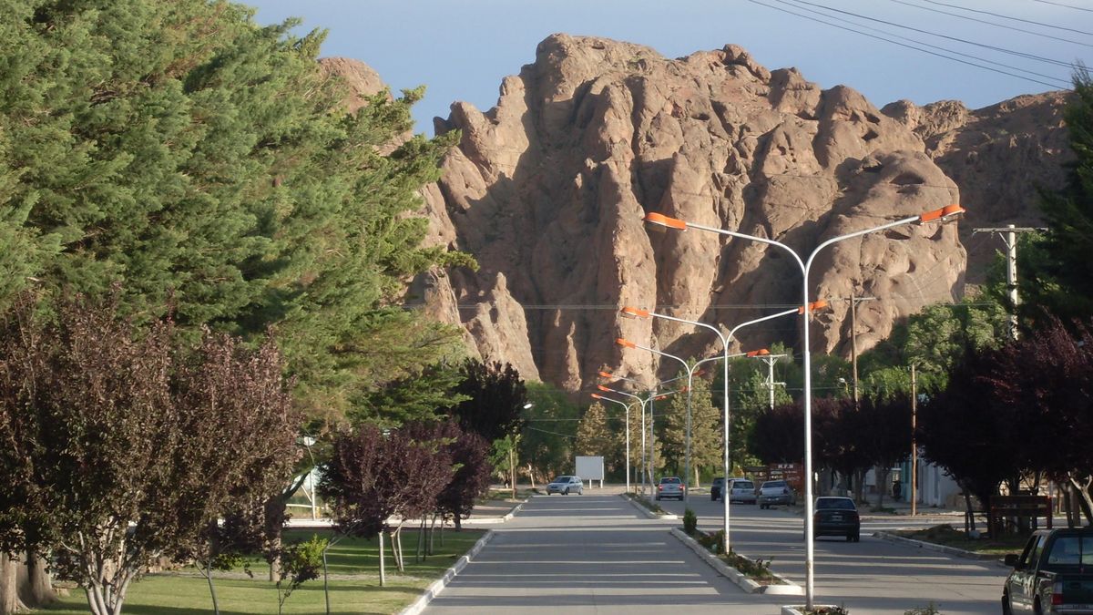 El peor día de su vida: se olvidó una mochila con $500.000 en el Sur y se dio cuenta en Piedra del Águila