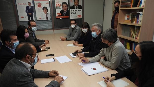 El PSOE presentará un candidato a presidir las Cortes