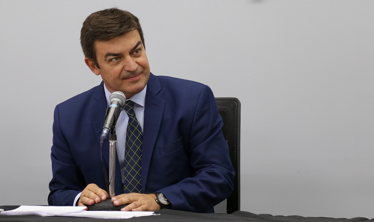 🤔 De Marchi presentó un proyecto que busca la “paridad género” para elegir gobernador/a de Mendoza