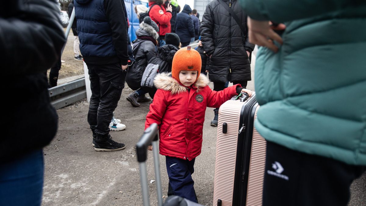 La Unión Europea afronta discordia sobre cómo gestionar la crisis de los refugiados ucranianos