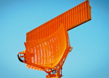 Los radares de Indra que vigilarán el tráfico aéreo de tres bases militares de Francia