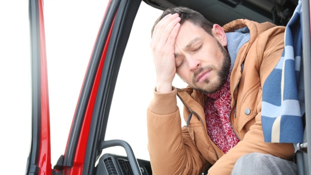 Perdió todos los puntos del carnet y fue a renovarlos conduciendo su propio coche