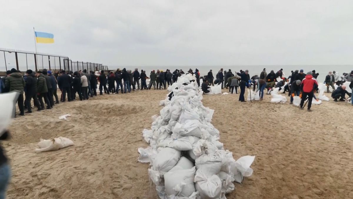 Ucrania denuncia que Rusia se prepara para bombardear el puerto de Odesa