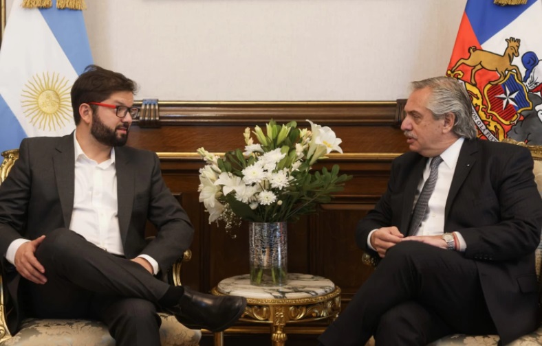 Boric pidió “profundizar la relación” con la Argentina en su encuentro con Fernández