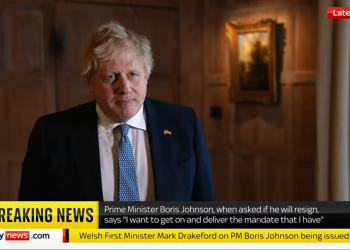 Boris Johnson pide “disculpas completas” por el “party-gate” pero rechaza dimitir