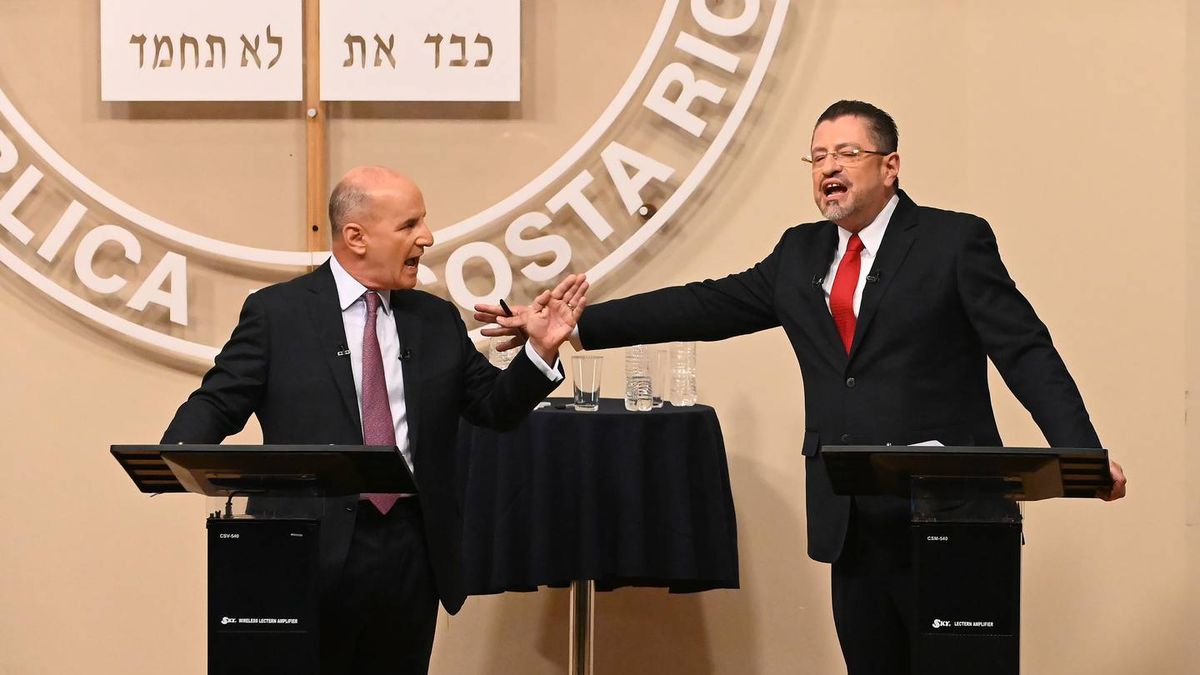 Costa Rica: polémico economista y un exmandatario centrista, codo a codo por la presidencia