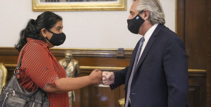 Margarita Barrientos: “Se acostumbraron a no trabajar y a cobrar buenos planes”