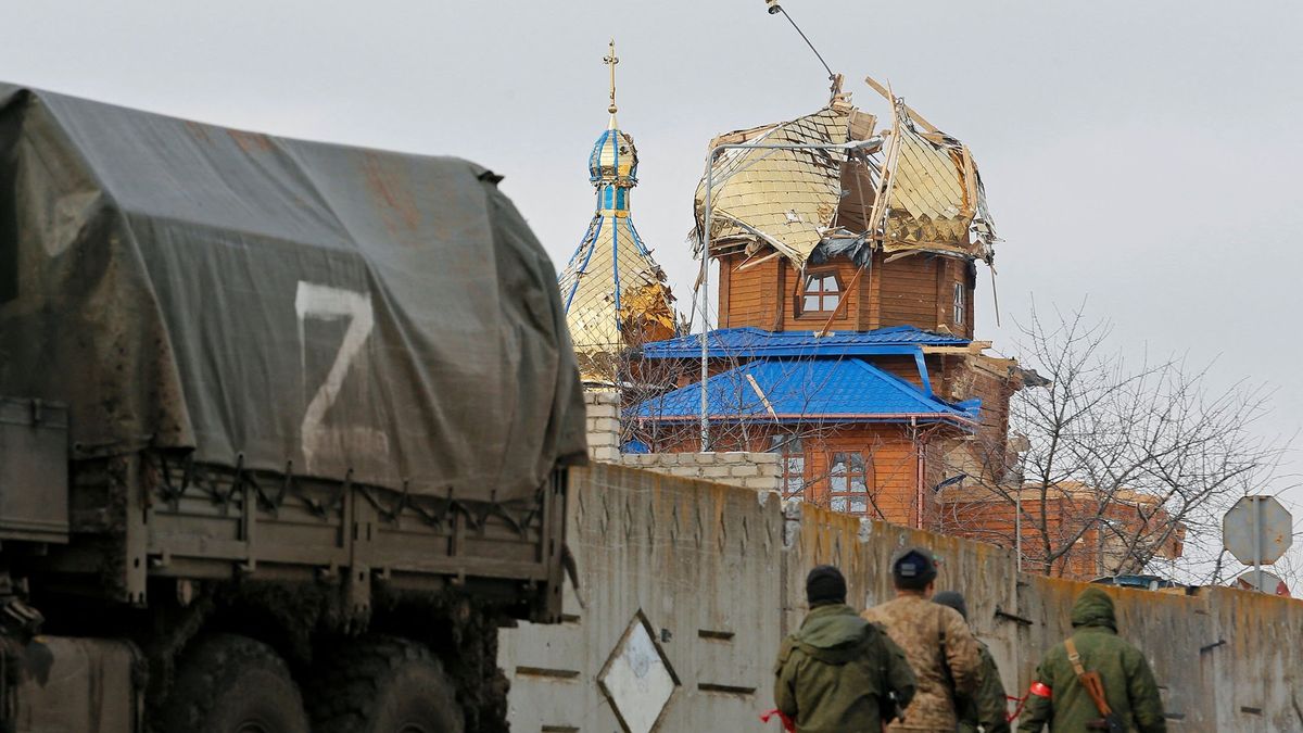 Países europeos expulsan a decenas de diplomáticos rusos tras denuncias de masacre en Ucrania