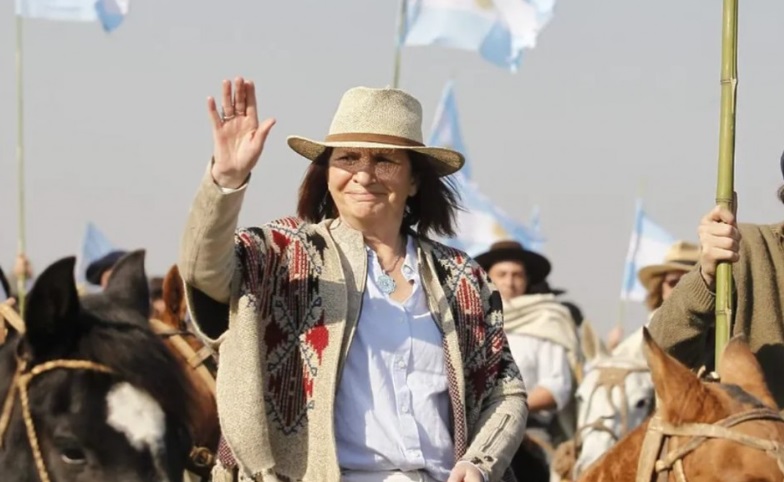 Patricia Bullrich, la cara de la oposición en la marcha del agro: “El Gobierno perdió la calle”