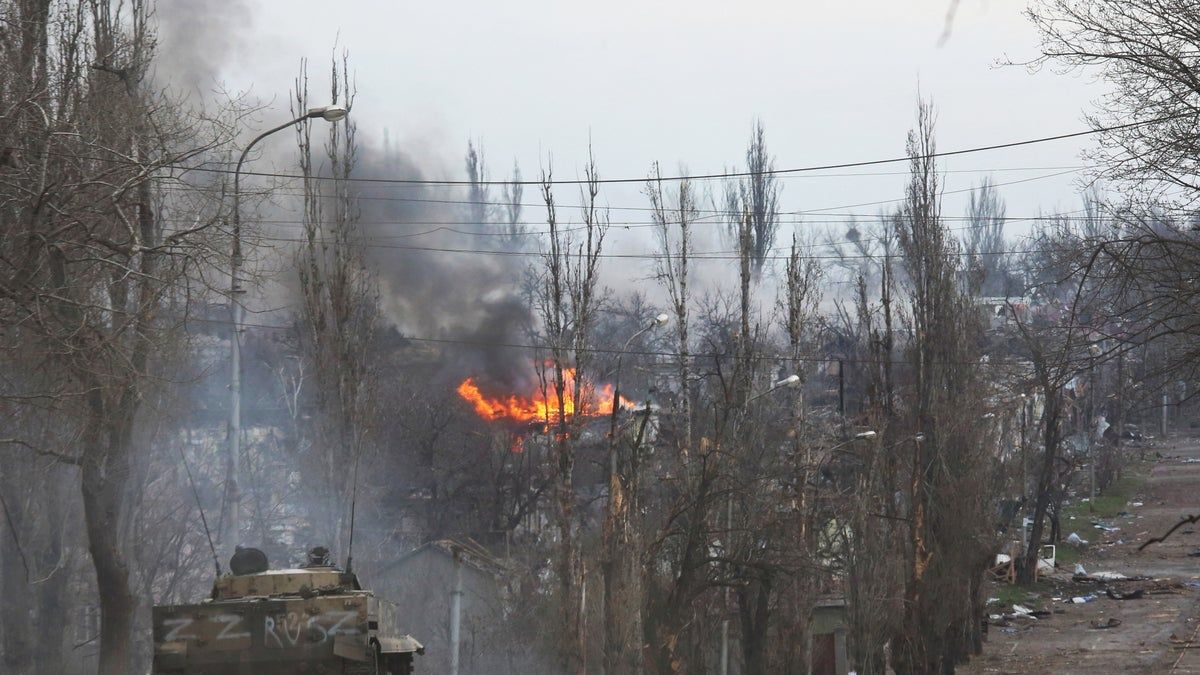 Reino Unido investiga si Rusia usó armas químicas en Mariúpol