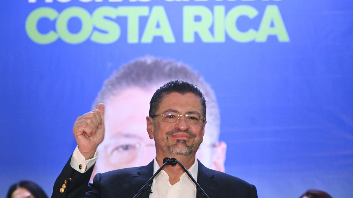 Rodrigo Chaves, el economista que busca sacudir los cimientos de Costa Rica