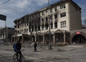 Rusia redobla sus ataques en Mariupol y otras ciudades de Ucrania