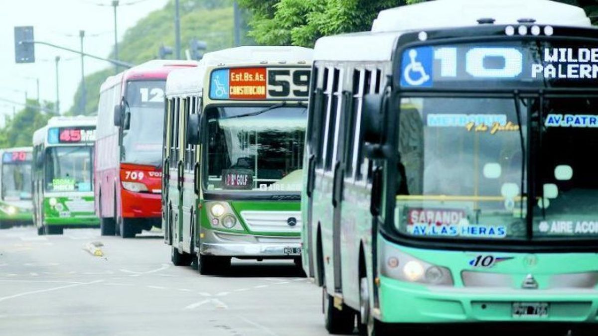 Se levantó el paro de colectivos previsto para esta noche en Provincia