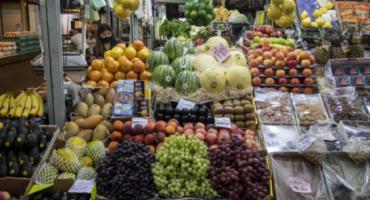 El Gobierno determinó precios de referencia para verduras y frutas que se vendan en supermercados