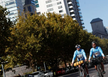 Cuatro amigos argentinos se irán en bicicleta desde Sudáfrica a Qatar para estar en el Mundial