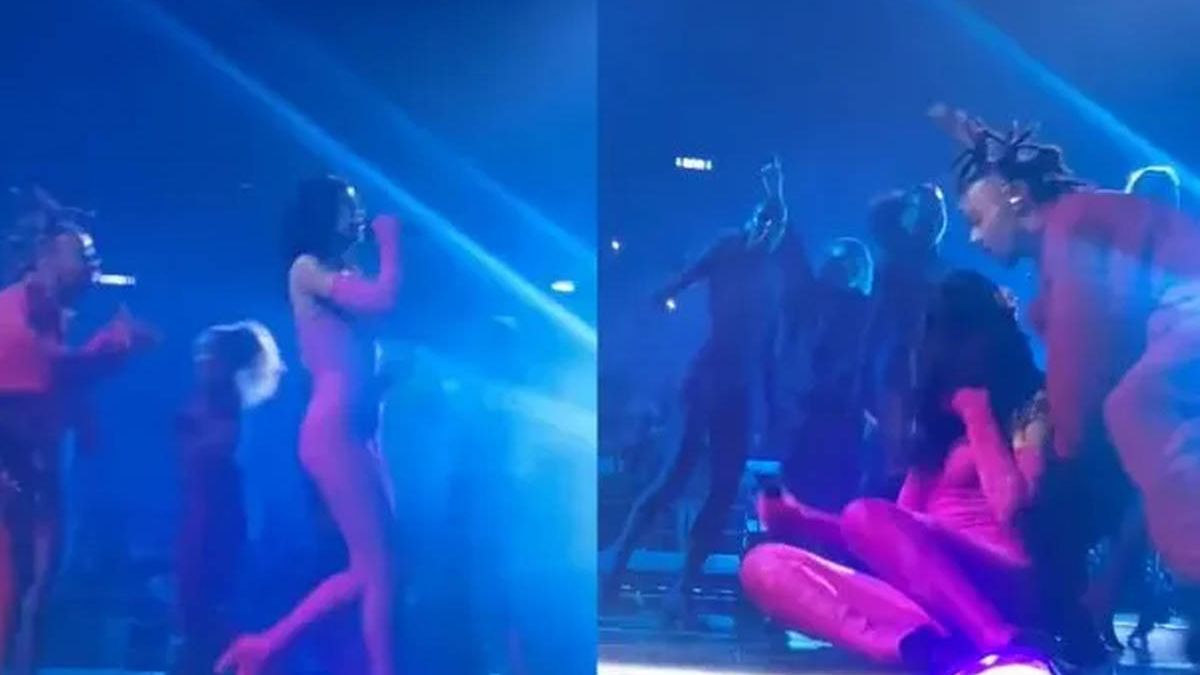 Dua Lipa sufrió un accidente en un escenario y fue acusada de hacer playback