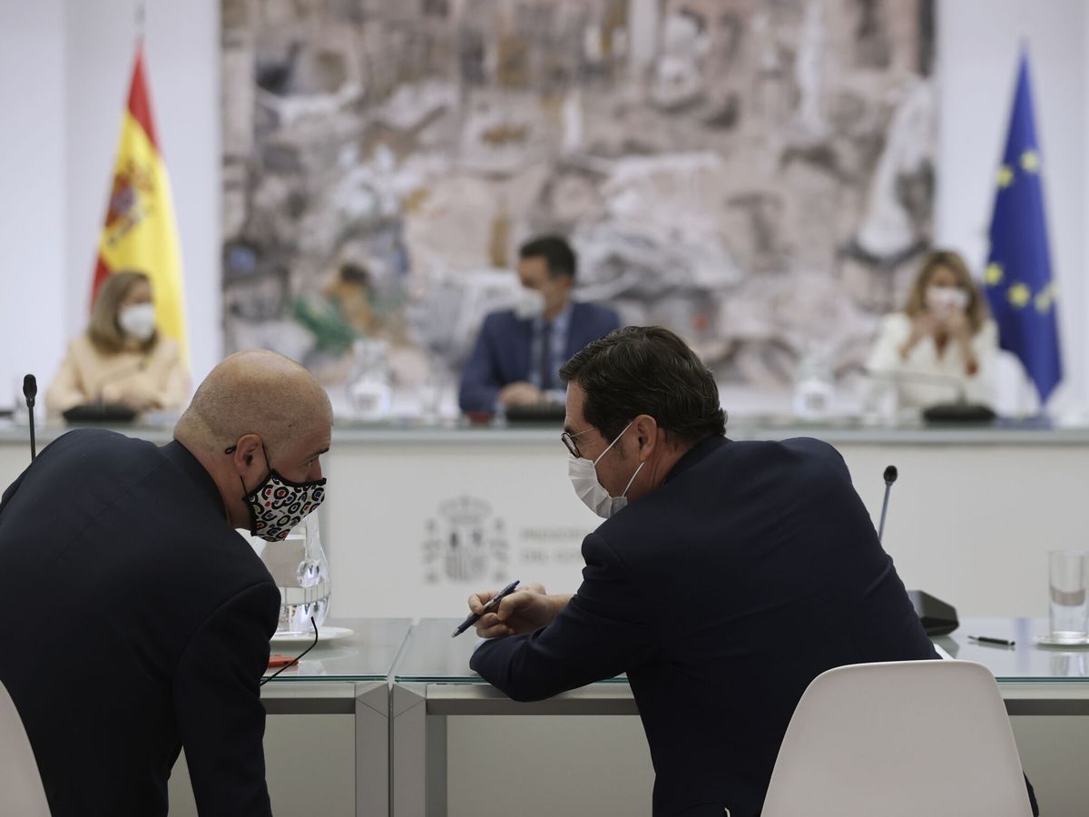 El Gobierno tratará de “encauzar” el lunes la ruptura entre patronal y sindicatos por los sueldos