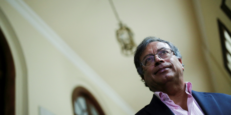 Elecciones en Colombia: la batalla de Gustavo Petro contra el petróleo centra el debate económico
