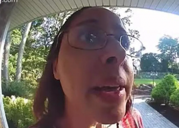 No le quiso entregar el pedido a un cliente tras descubrir que había recibido una propina de u$s8