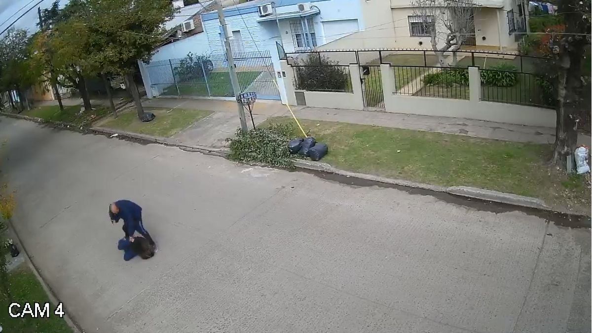 Violento robo: arrastraron y golpearon a una joven en Merlo